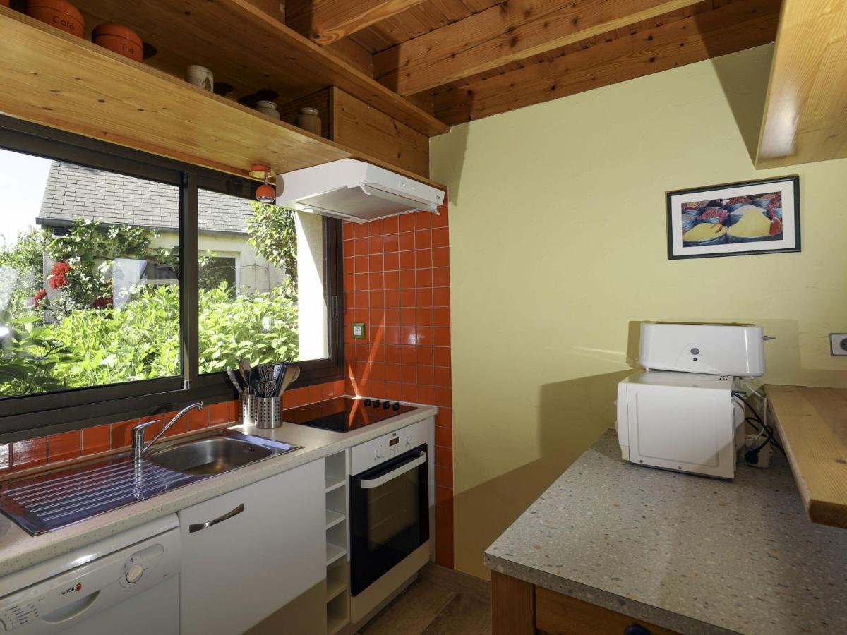 Bright Cottage In A Quiet Location, Near The Coast, シビリル エクステリア 写真
